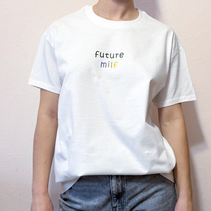Футболка біла "Future milf" Кіт.Дарує