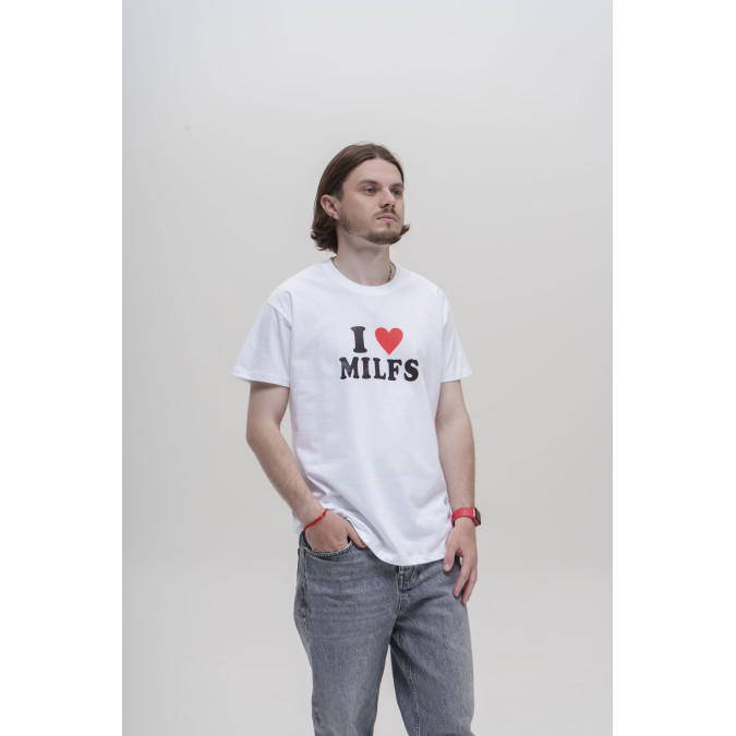 Футболка біла "I LOVE MILFS" Кіт.Дарує